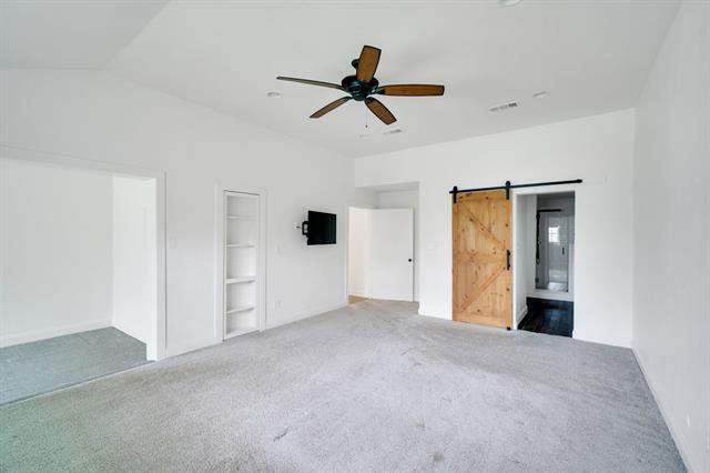 Building Photo - 3301 Yellowstone Dr