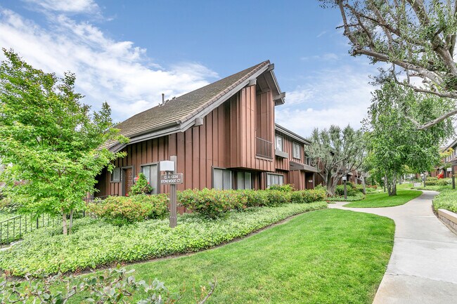 Building Photo - 1278 Stonewood Ct