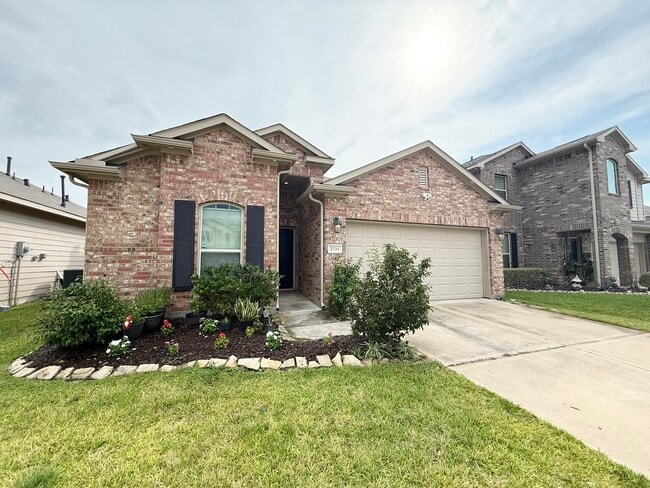 Primary Photo - 2731 Glenfield Manor Ln