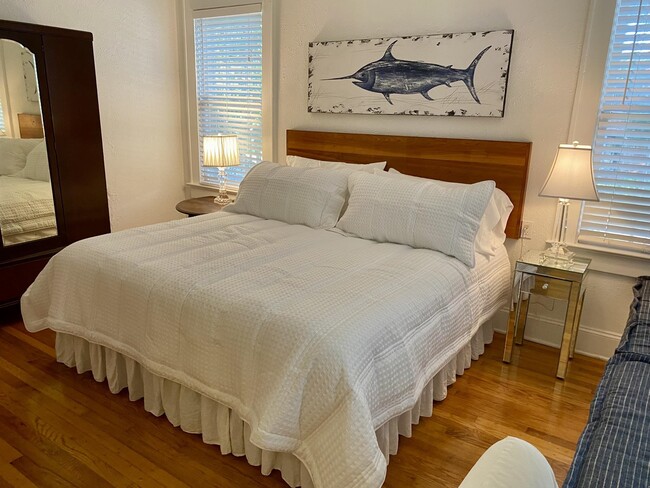 Building Photo - 1320 Terrace St