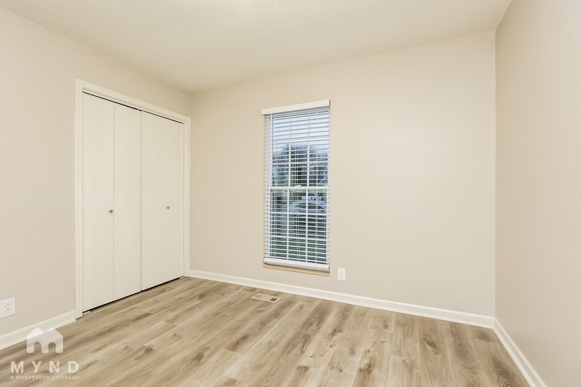 Building Photo - 3277 Towne Village Rd