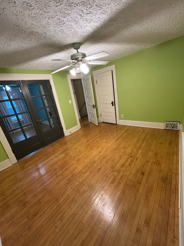 Building Photo - 1209 1/2 W Governor St