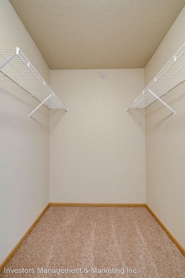 Building Photo - 2220 35th St NW