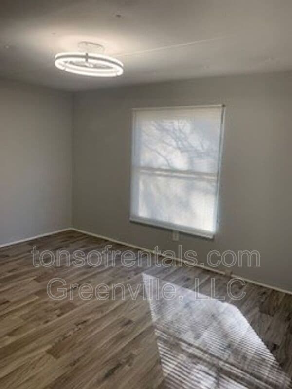 Building Photo - 311 Goldsmith Rd