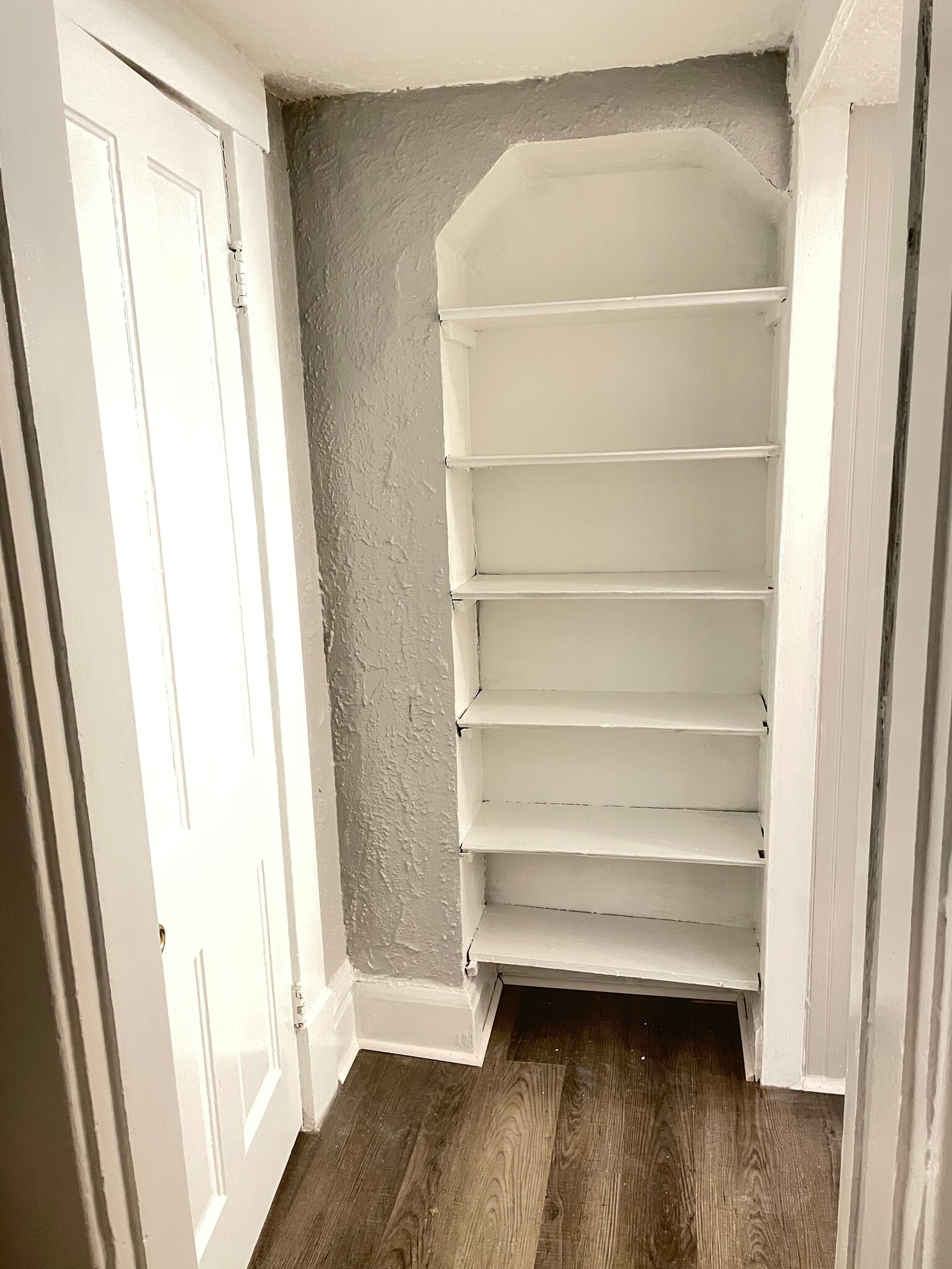 built in shelving - 61 W Starr Ave