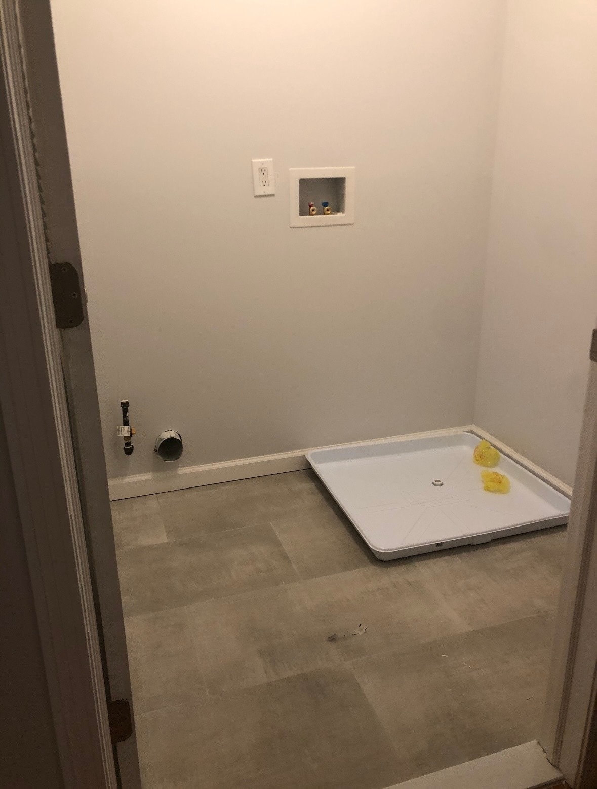 Building Photo - 36 Abbotsford Ave