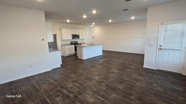 Building Photo - 14821 Perlino Wy