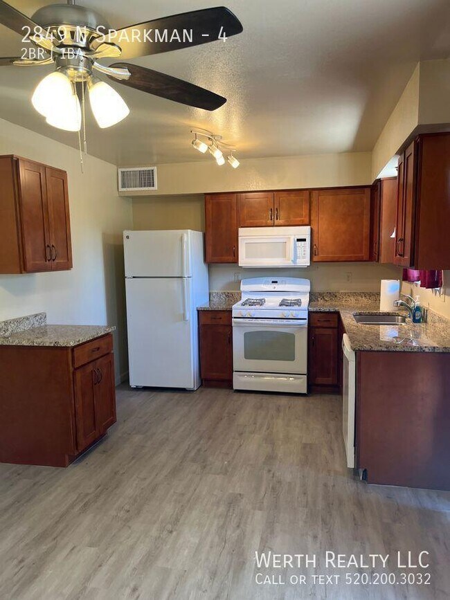 Building Photo - 2849 N Sparkman Blvd