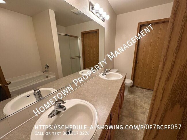 Building Photo - 8612 Sweetbrier Loop SE