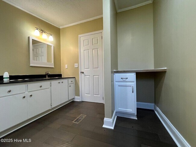 Building Photo - 188 Shady Grove Rd