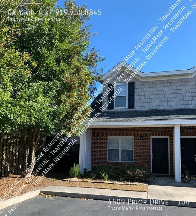 Primary Photo - 1 Bedroom 1.5 Bathroom Townhome in Myrtle ...