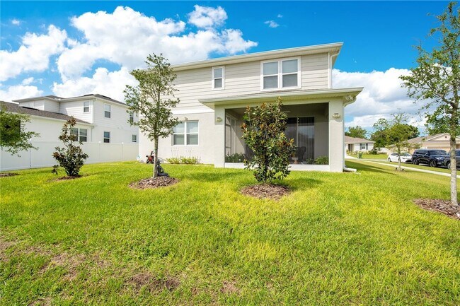Building Photo - 31792 Broadwater Ave