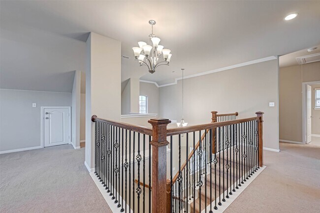 Building Photo - 2111 Post Oak Ct