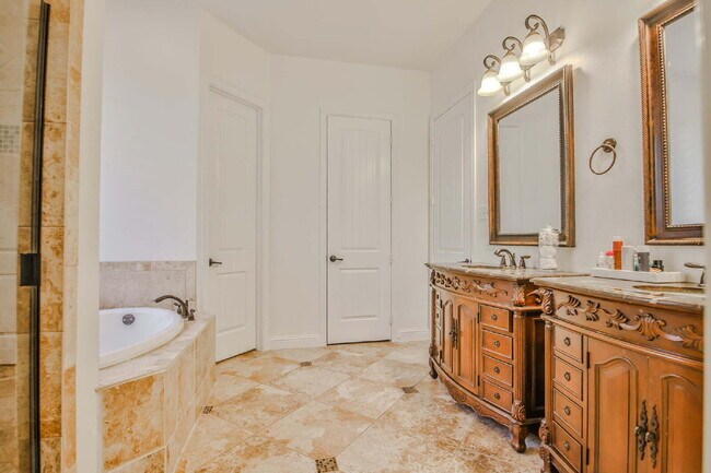 Building Photo - Preston Manor Home with Soaring Ceilings, Private Suite & Resort, Style Amenities