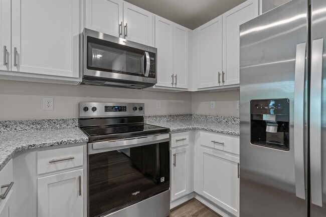 Building Photo - 547 Gemstone Blvd