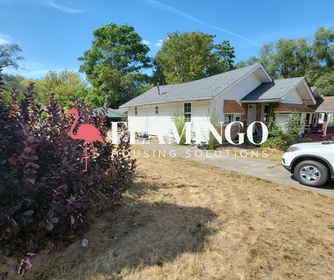 Building Photo - 913 Westwood Ave