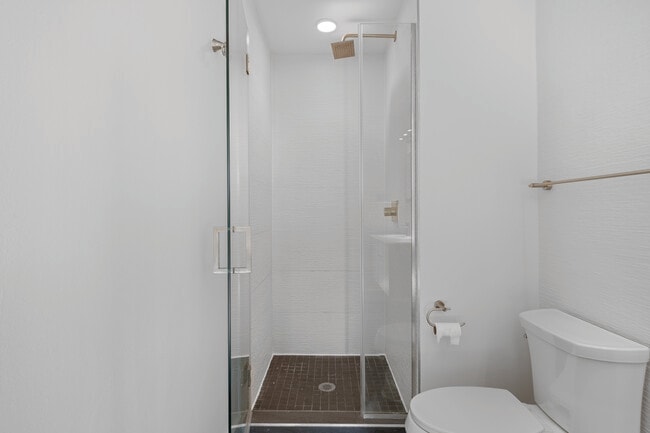 Building Photo - 1515 K St SE