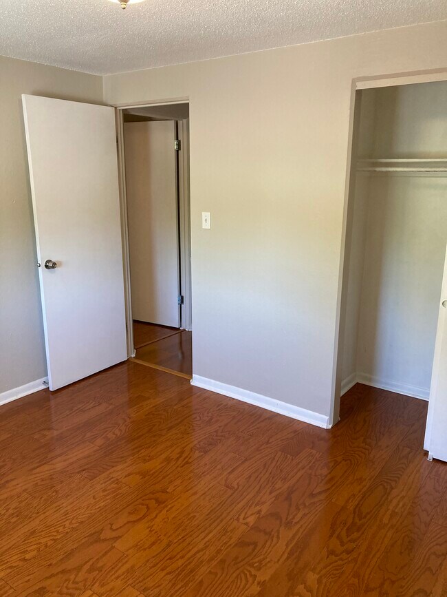 2nd Bedroom - 830 E 11th Ave