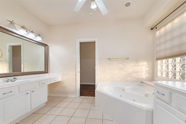 Building Photo - 19810 Texas Laurel Trail