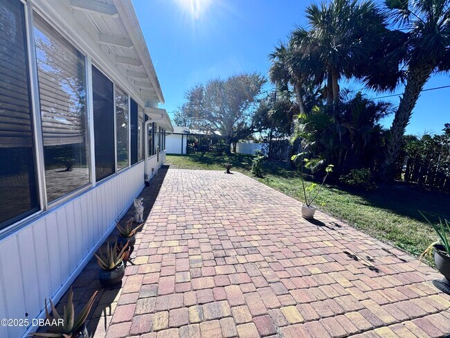 Building Photo - 6 Ocean Cir