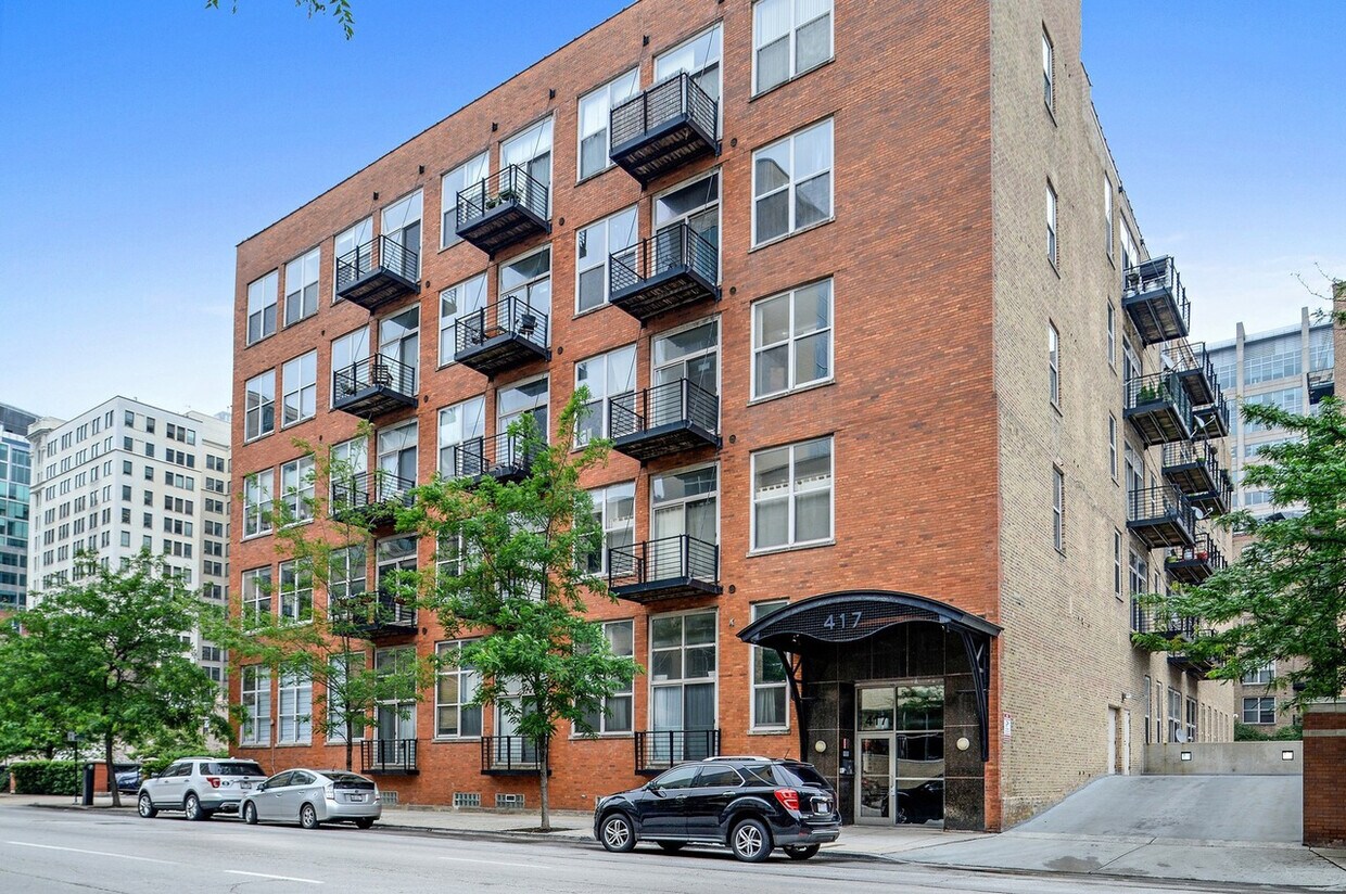 Primary Photo - 417 S Jefferson St