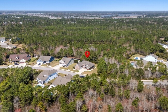 Building Photo - Spacious 4BR/3BA Home in Myrtle Beach – 2,550 Sq Ft & Screened Porch