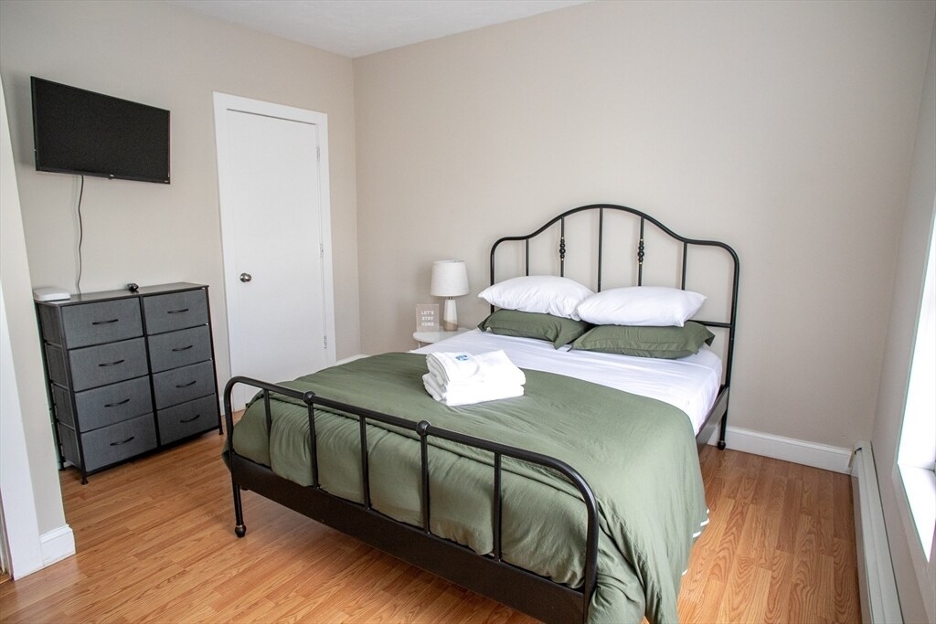 Building Photo - 73 Green Hill Pky
