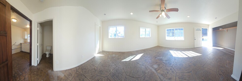 Building Photo - 1468 Planet Rd