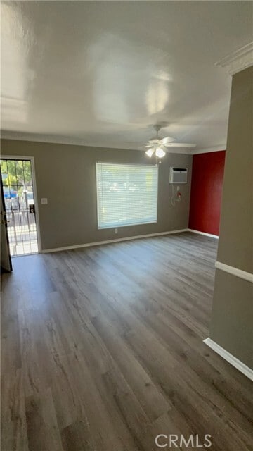 Building Photo - 1818 N Kingsley Dr