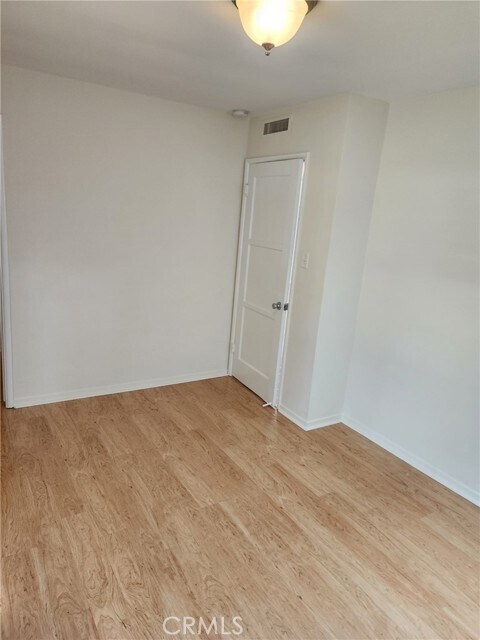 Building Photo - 3633 4th St