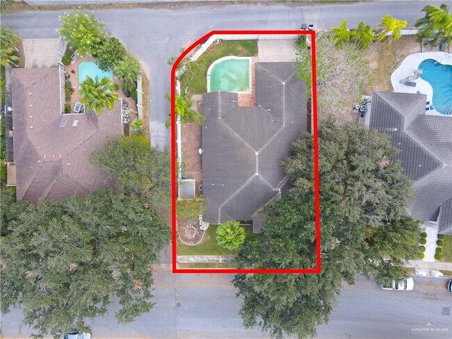 Building Photo - 32 S Cynthia St