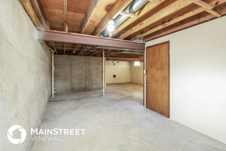 Building Photo - 16009 E 28th St S