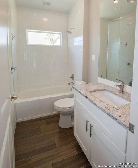 Building Photo - 418 Cimarron