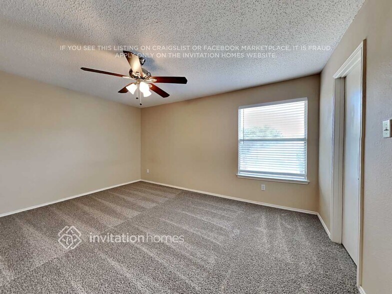 Building Photo - 1304 White Dove Ln