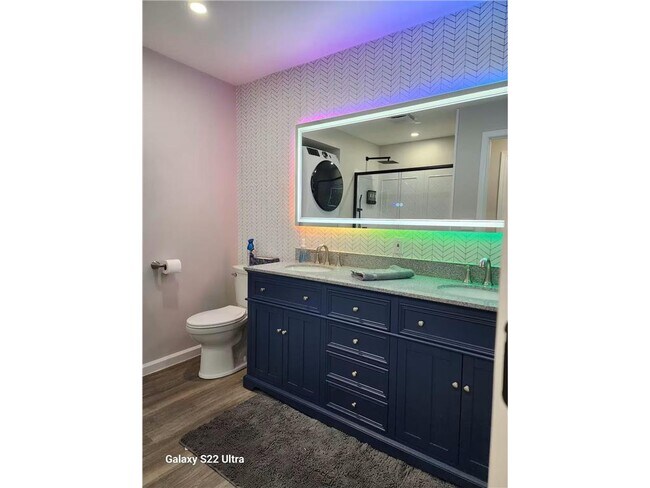 Building Photo - 114 Lake Ave S