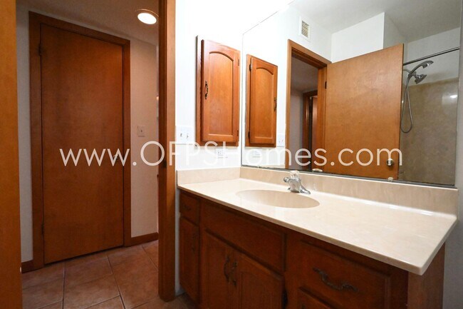 Building Photo - 3934 Balsam Dr