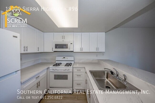 Building Photo - 18209 Sierra Hwy