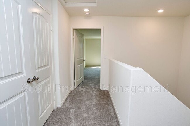 Building Photo - 24131 Tuscany Ave