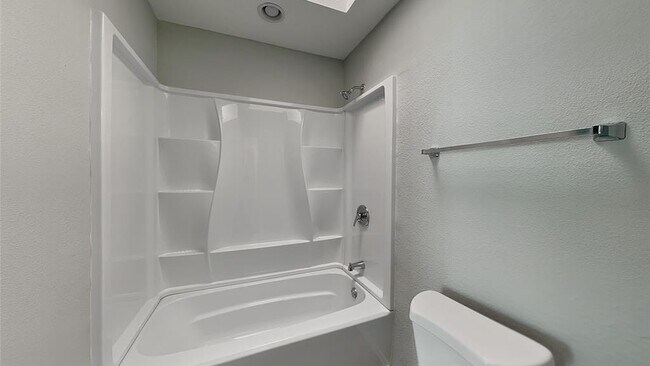 Building Photo - 10356 Chelmsford Dr