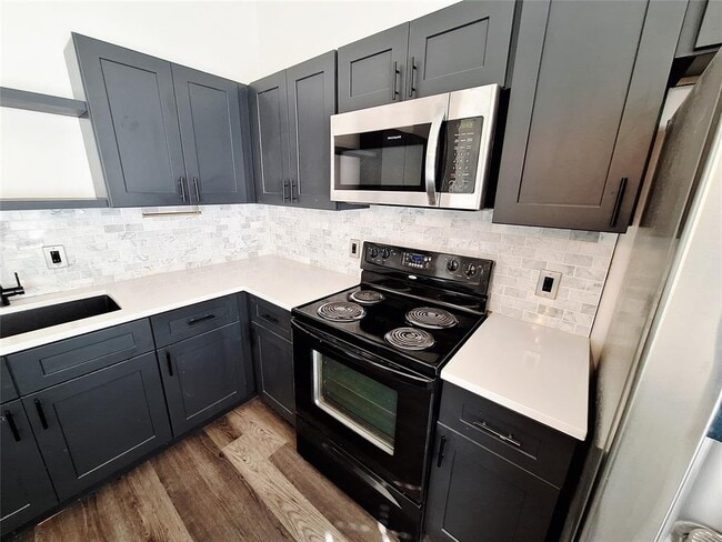 Building Photo - 1005 Ridgeline Dr