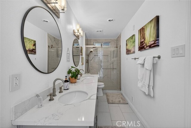 Building Photo - 307 E Avenida Cordoba