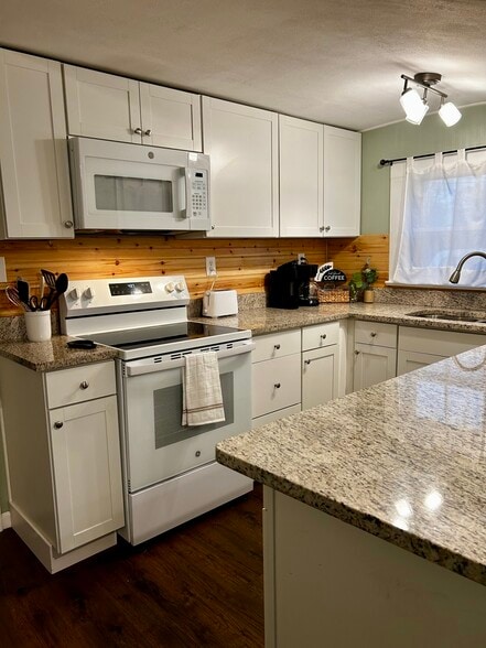 Building Photo - 2421 North St