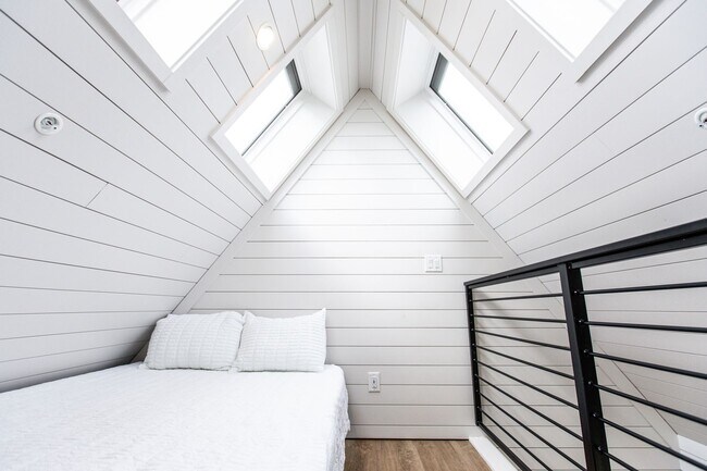 Building Photo - A Micro Home That Doesn't Feel Small!