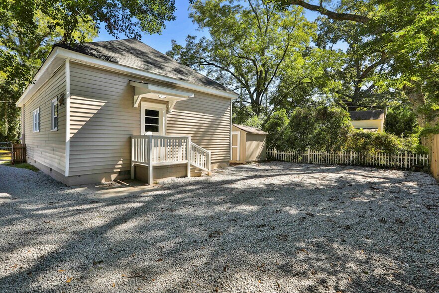 Building Photo - 91 E Washington St