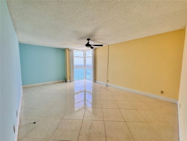 Building Photo - 1370 S Ocean Blvd