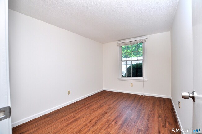 Building Photo - 45 River Colony