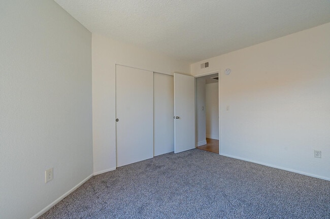 Building Photo - 11640 N 51st Ave