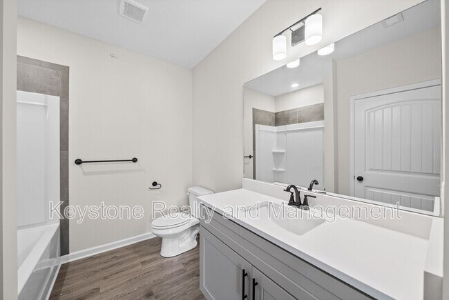 Building Photo - 15 D-112 Millswood Drive