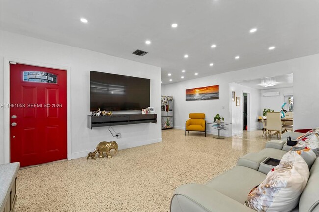 Building Photo - 8300 NW 35th Pl