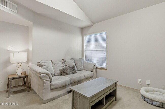 Building Photo - 2329 Honey Dew St